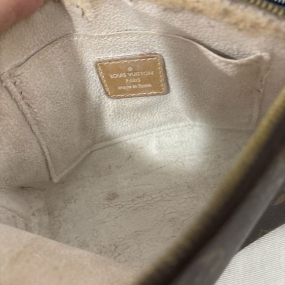 Louis Vuitton Cosmetic Pouch Brown Canvas Monogram - Picture 9 of 10